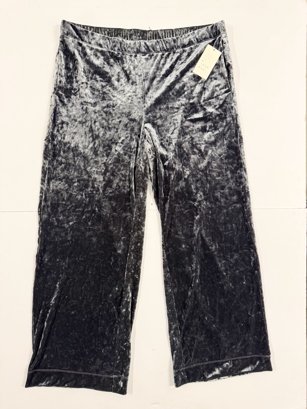 a new day Velvet Straight-Leg Pants - Charcoal